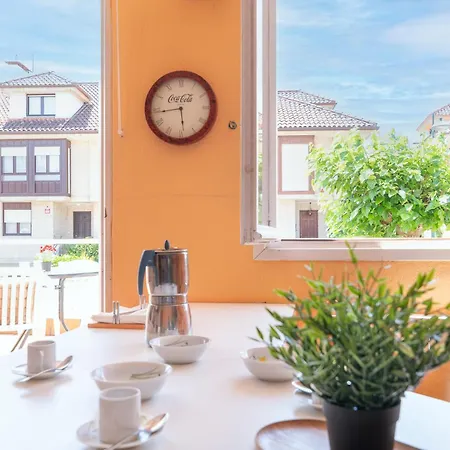 A Pie De Playa Сомо